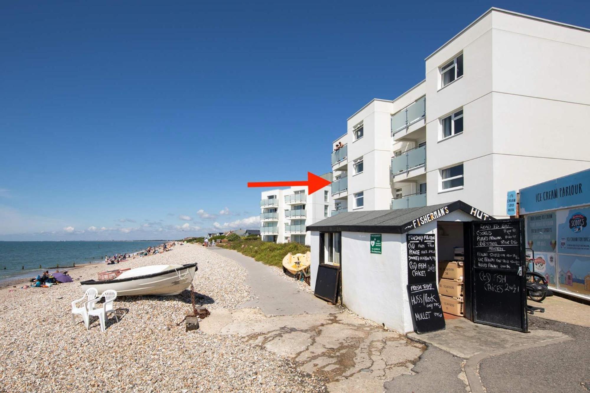 High-End Beachfront Getaway Sea View King Bed East Wittering Exterior foto