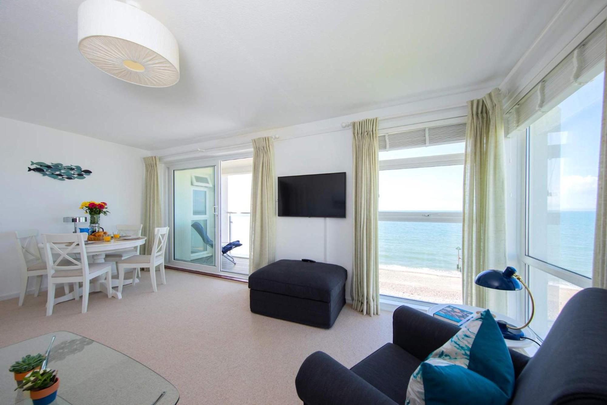 High-End Beachfront Getaway Sea View King Bed East Wittering Exterior foto